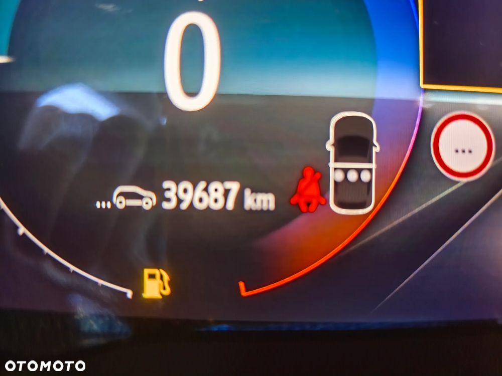 Renault Captur E-TECH 160 BUSINESS EDITION - 11