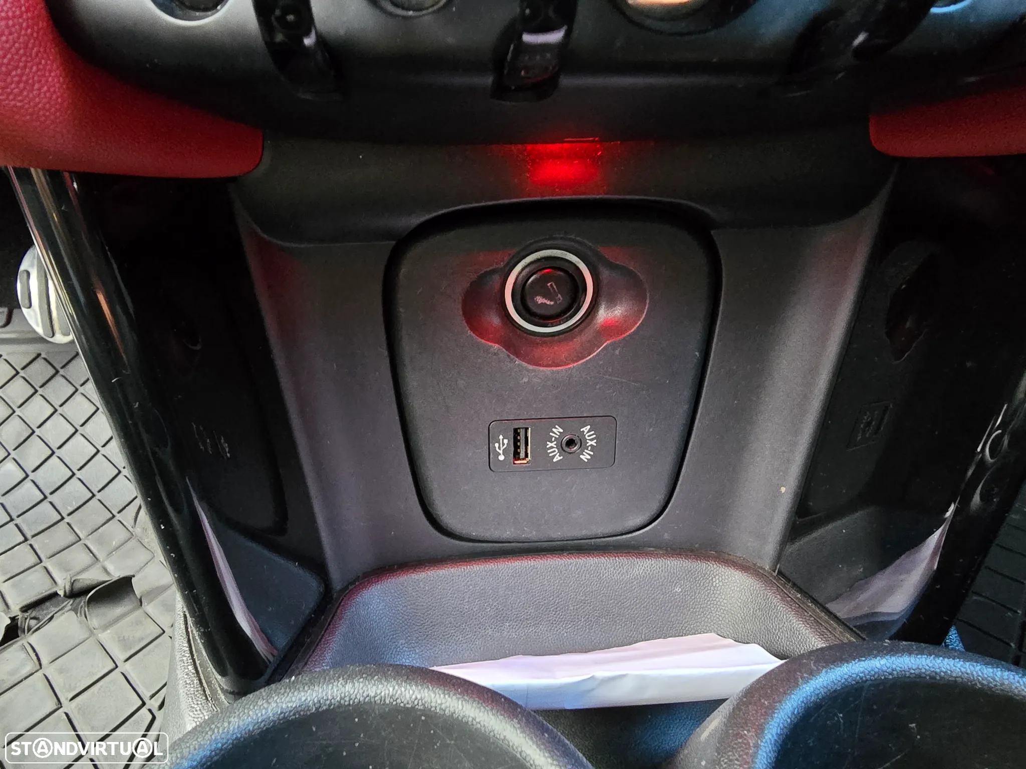 MINI 5 Portas One D - 15