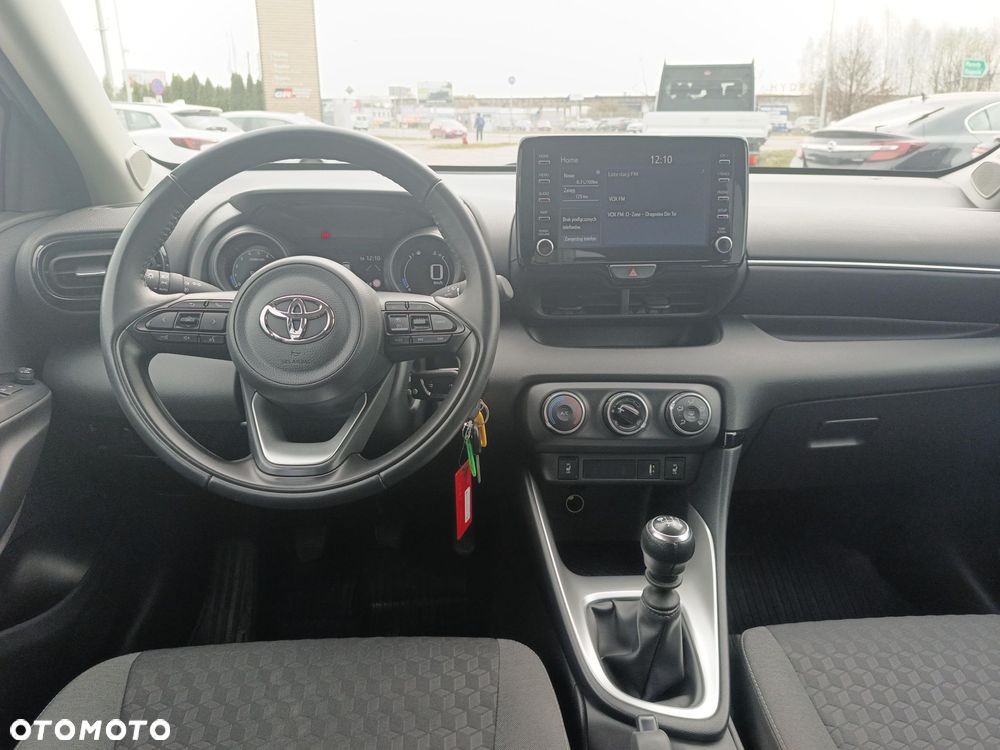 Toyota Yaris - 11