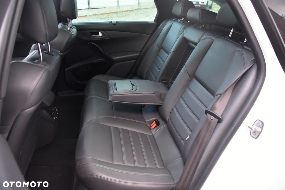 Peugeot 508 SW BlueHDi 150 Stop&Start Allure - 23