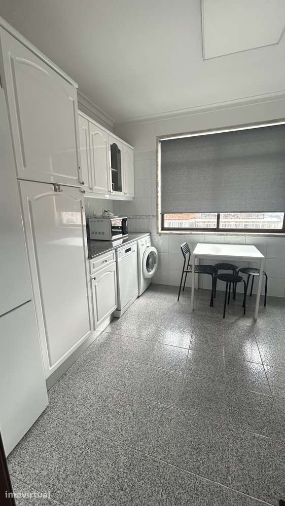 T3+1 Duplex para arrendamento na Rinchoa, Rio de Mouro - Grande imagem: 2/17