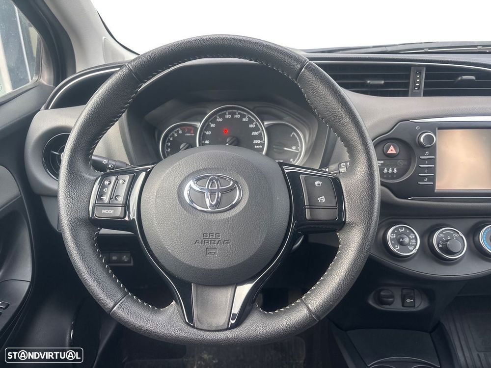 Toyota Yaris - 8