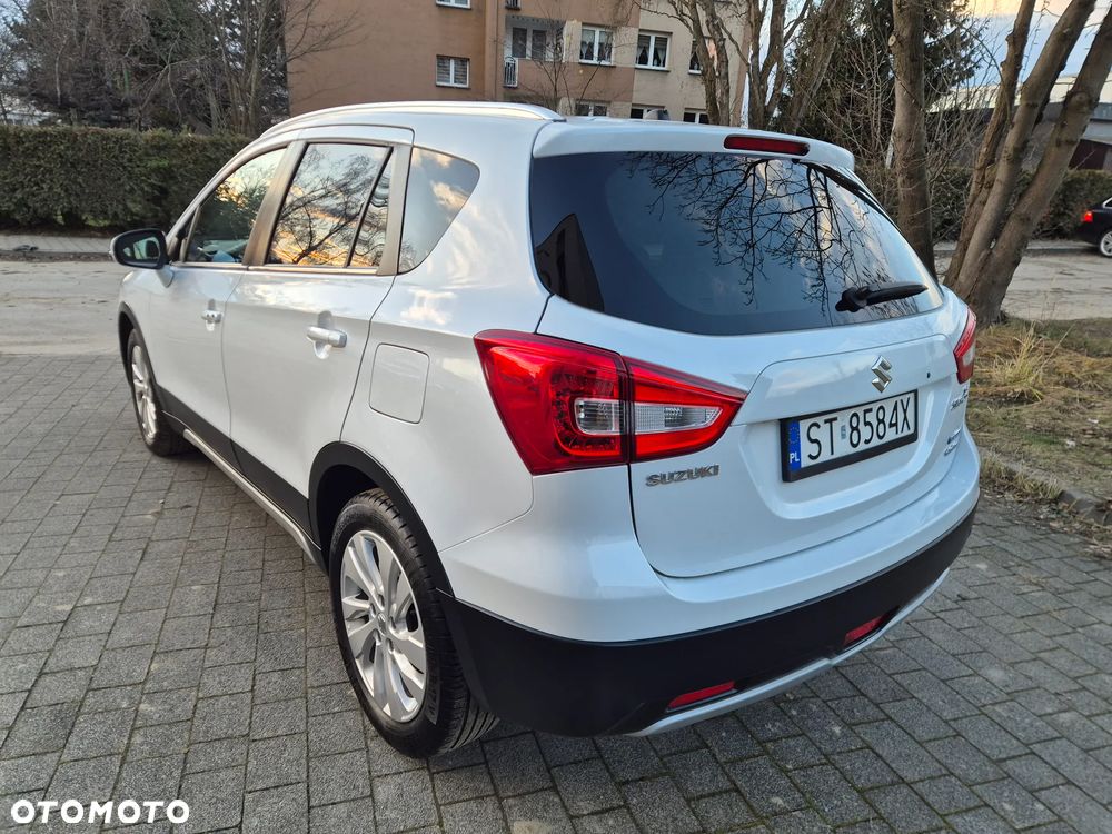 Suzuki SX4 S-Cross 1.4 SHVS Elegance 4WD - 8