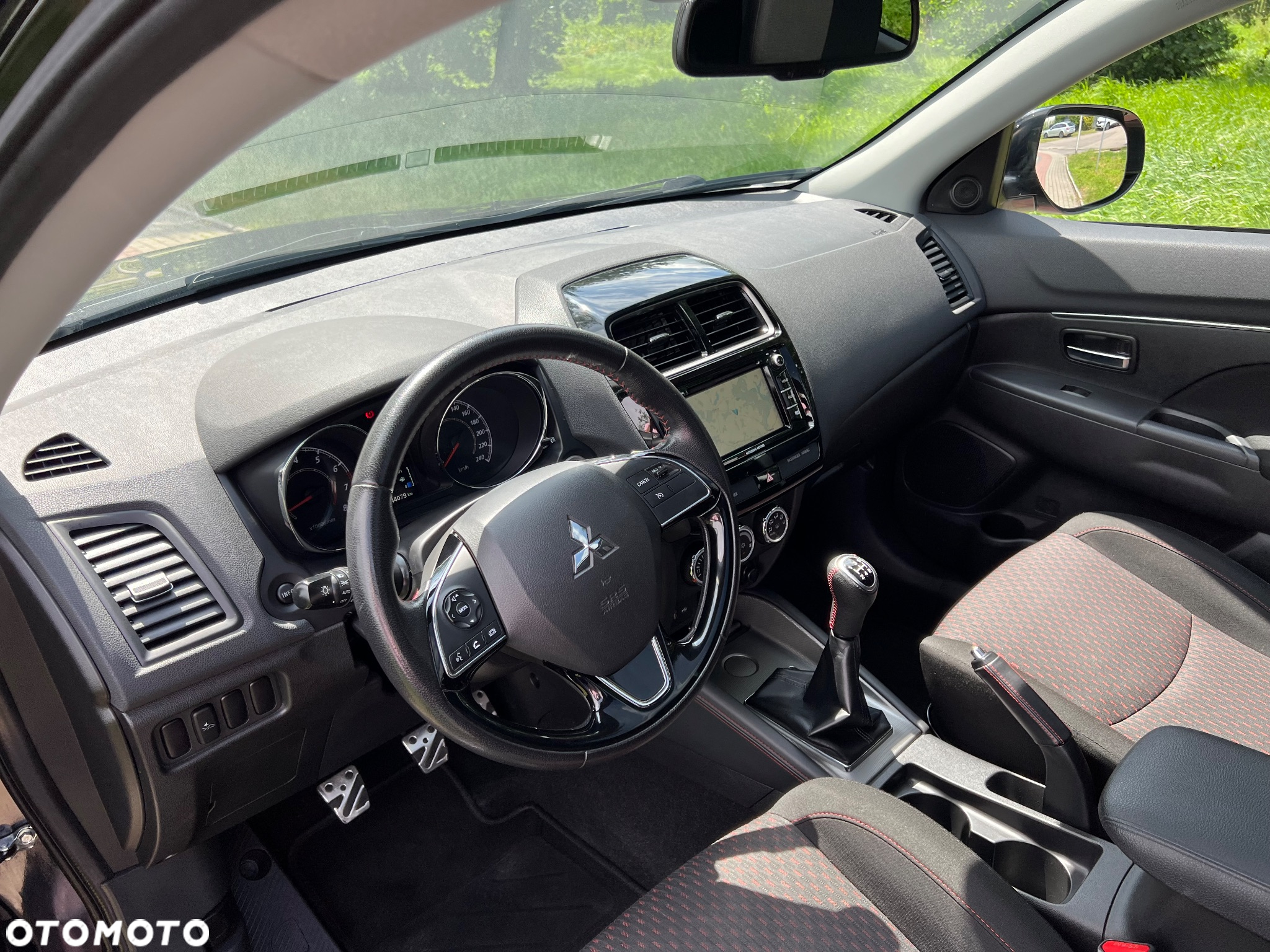 Mitsubishi ASX 1.6 Black Edition - 14