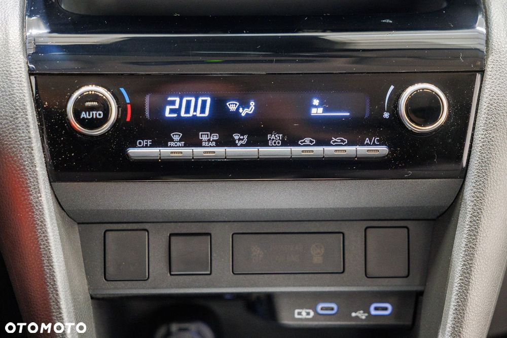 Toyota Yaris Cross - 24