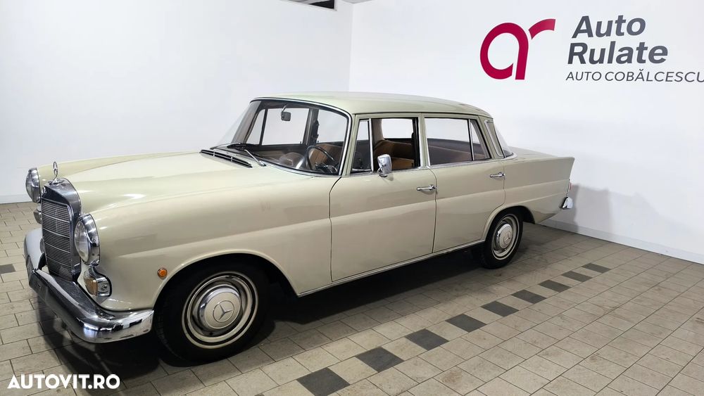 Mercedes-Benz A 200 - 9