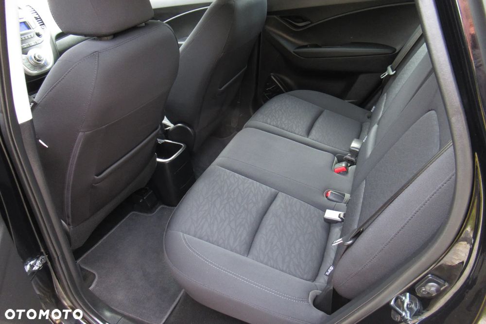 Hyundai ix20 1.4 blue Passion - 38