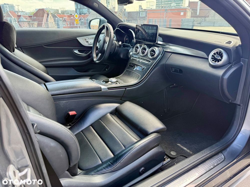 Mercedes-Benz Klasa C 300 7G-TRONIC AMG Line - 15