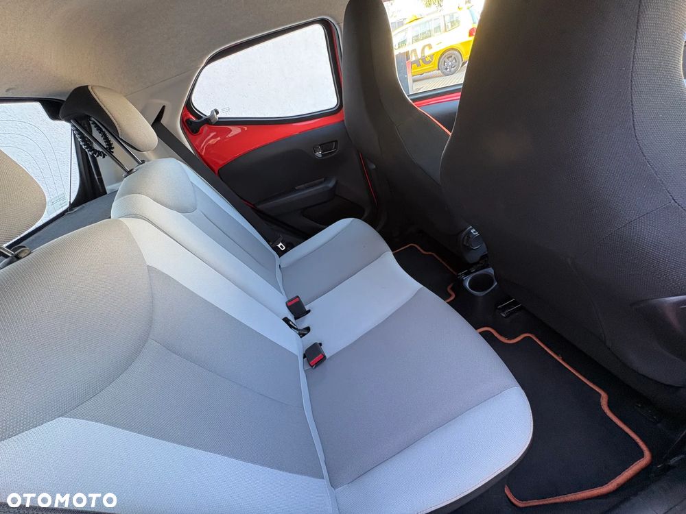 Toyota Aygo - 10