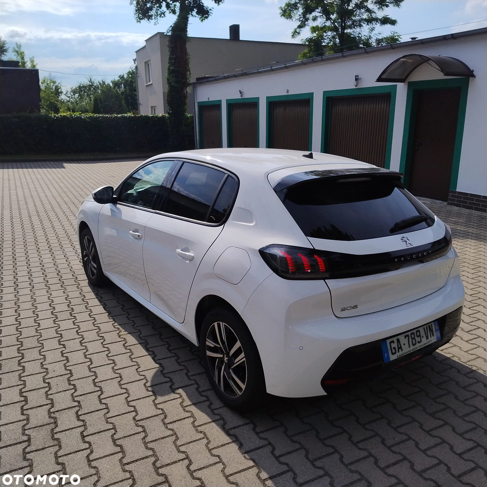 Peugeot 208 1.5 BlueHDi Allure Pack S&S - 5