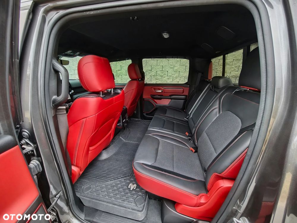 Dodge RAM 5.7 4x4 - 16