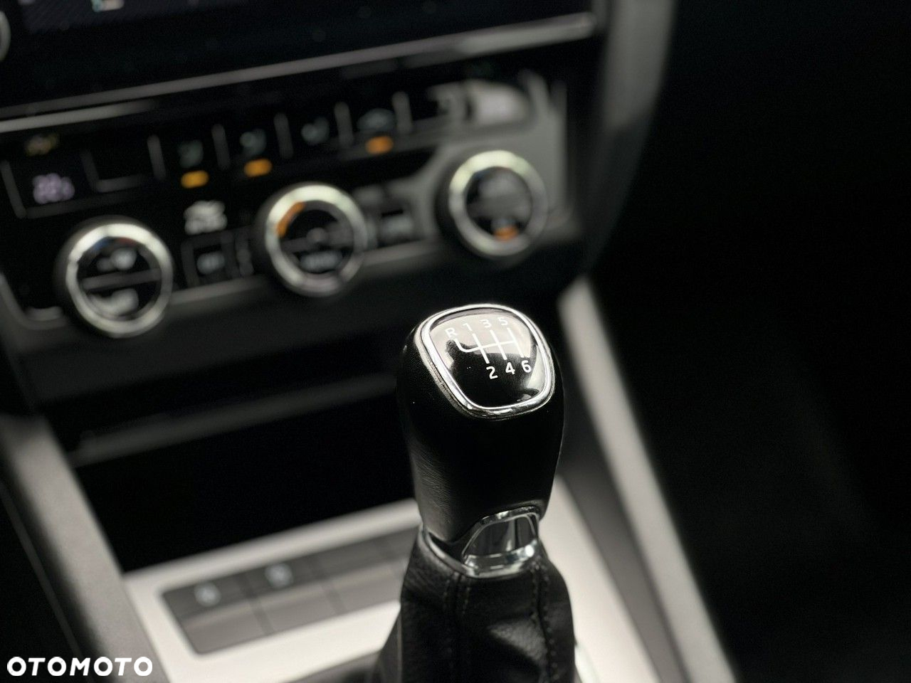 Skoda Octavia 1.0 TSI Ambition - 27