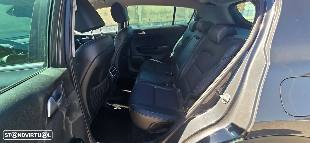 Kia Sportage 1.6 GDI ISG TX - 11