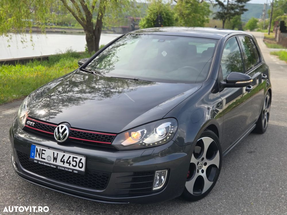 Volkswagen Golf 2.0 GTI - 10