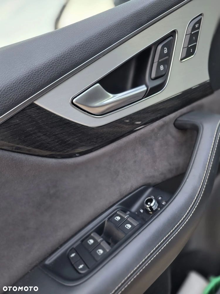 Audi Q7 50 TDI Quattro Tiptronic - 16