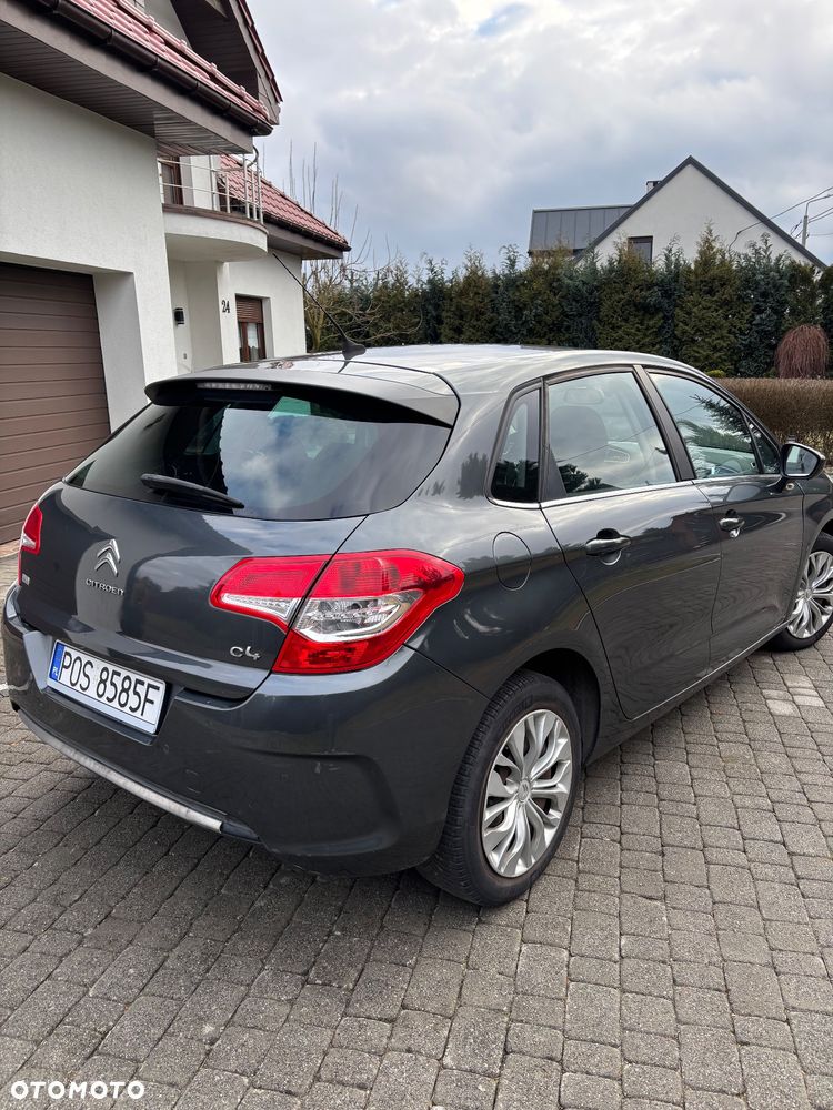 Citroën C4 e-HDi 115 ETG6 Selection - 16