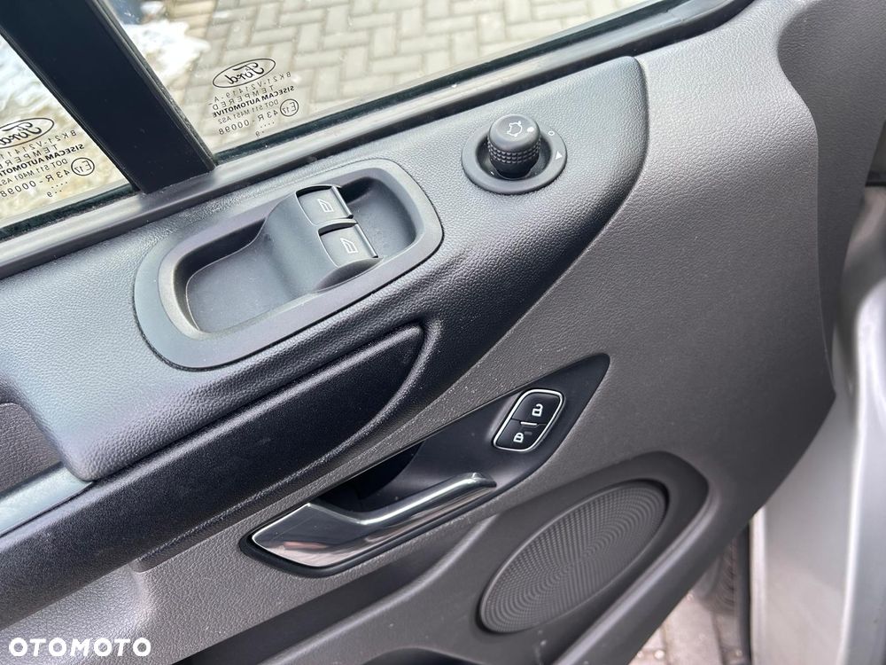 Ford Transit Custom - 9