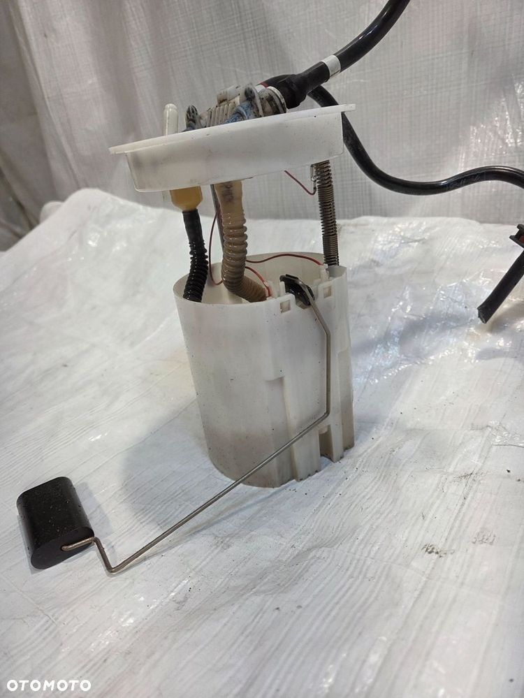 POMPA POMPKA PALIWA PŁYWAK FORD C-MAX MK2 1.6 TDCI AV61-9275-BC - 3