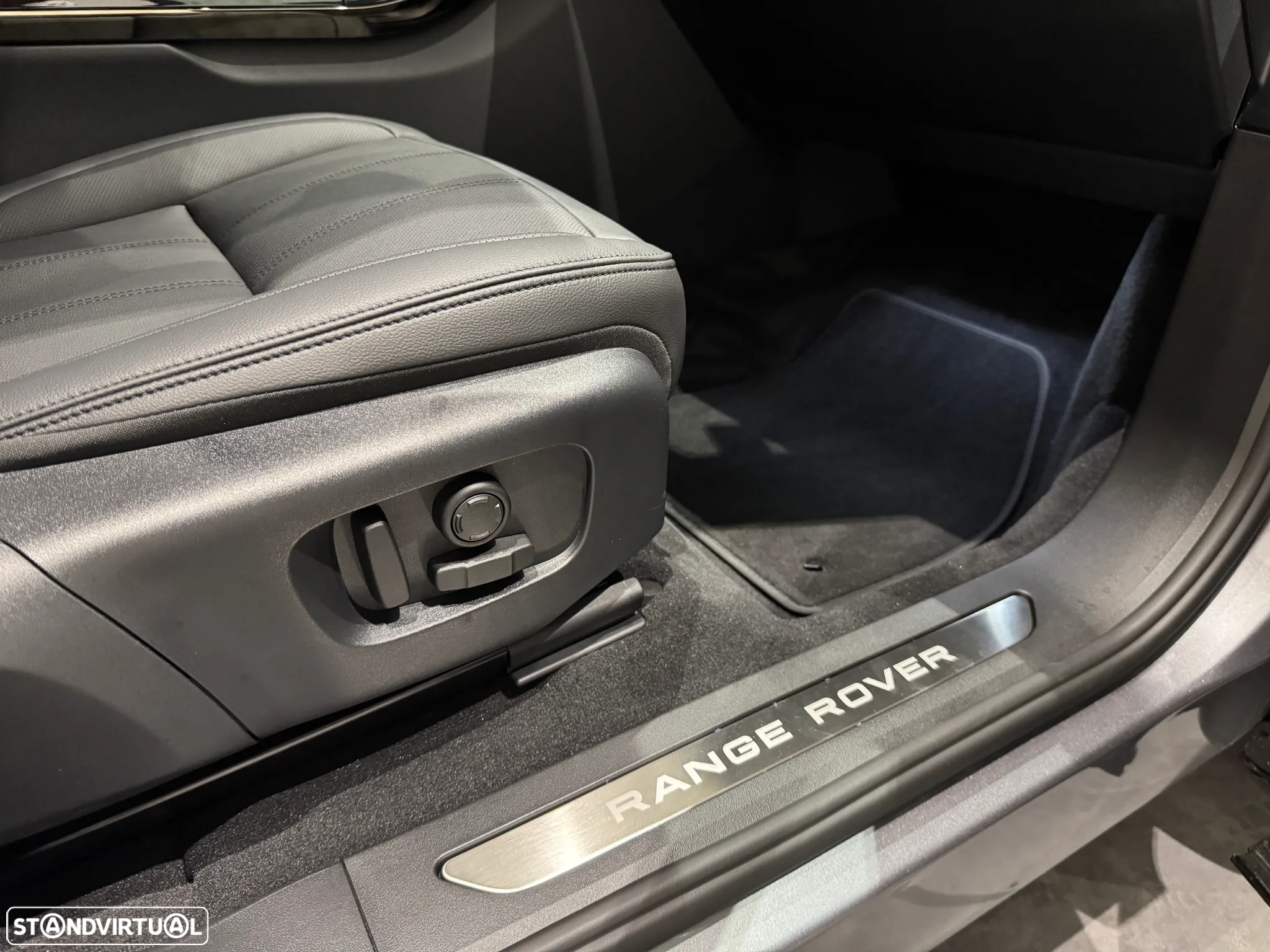 Land Rover Range Rover Evoque 1.5 P300e AWD Dynamic SE - 8