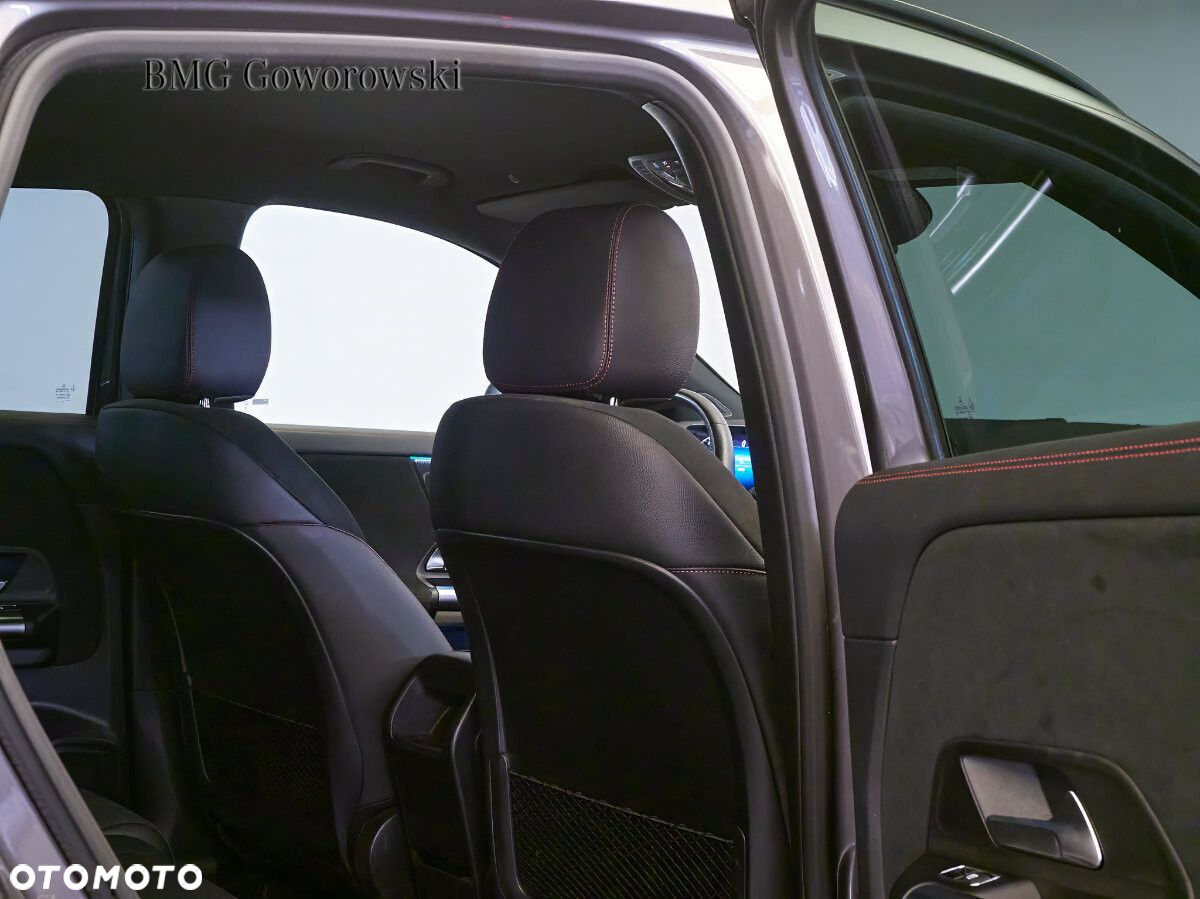 Mercedes-Benz GLA 200 AMG Line - 9