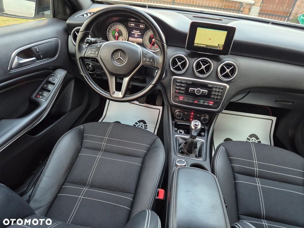 Mercedes-Benz Klasa A 180 (BlueEFFICIENCY) Urban - 23