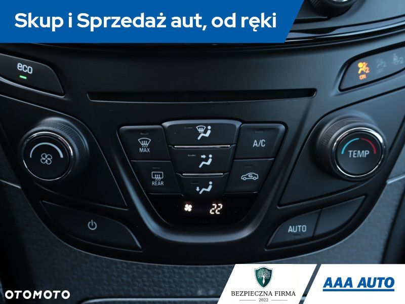 Opel Insignia - 15