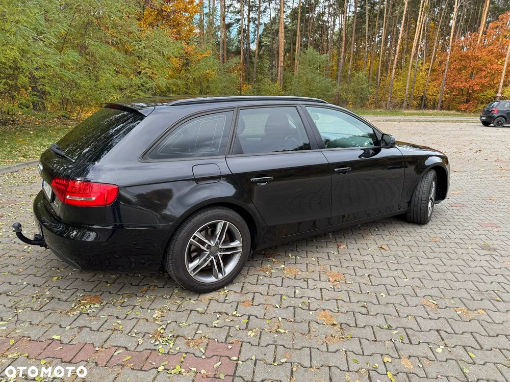 Audi A4 Avant - 11