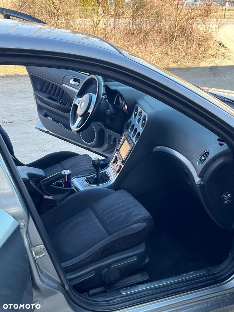 Alfa Romeo 159 1.9 JTDM 16V DPF Distinctive - 9