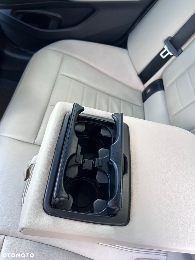 BMW Seria 3 - 24