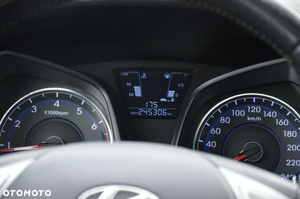 Hyundai ix20 - 35
