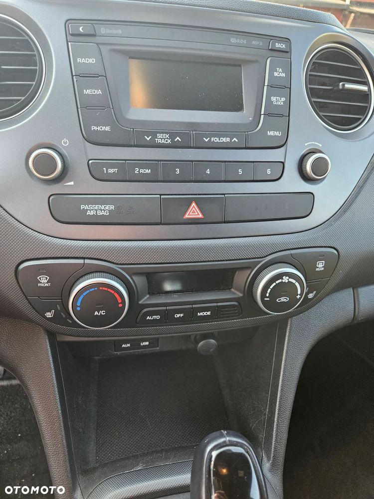 Hyundai i10 1.2 Premium - 8