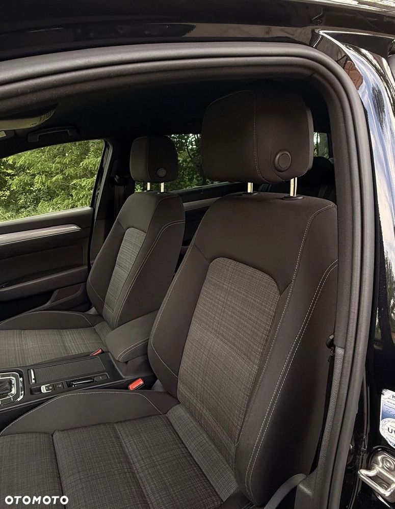 Volkswagen Passat 2.0 TDI EVO Business DSG - 24