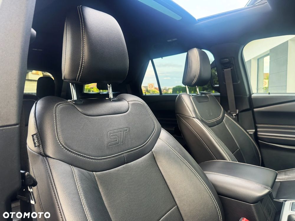 Ford Explorer 3.0 EcoBoost PHEV 4WD ST-Line - 29