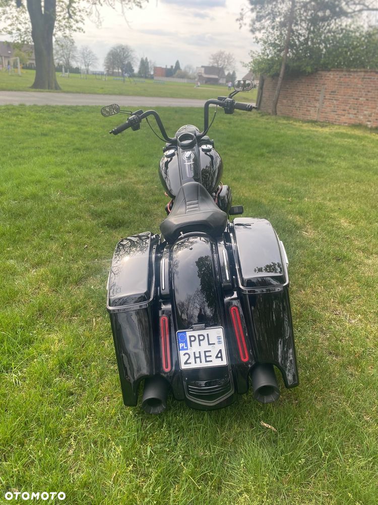 Harley-Davidson Touring Road King - 9