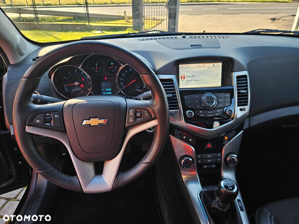 Chevrolet Cruze Station Wagon 1.8 LTZ - 13