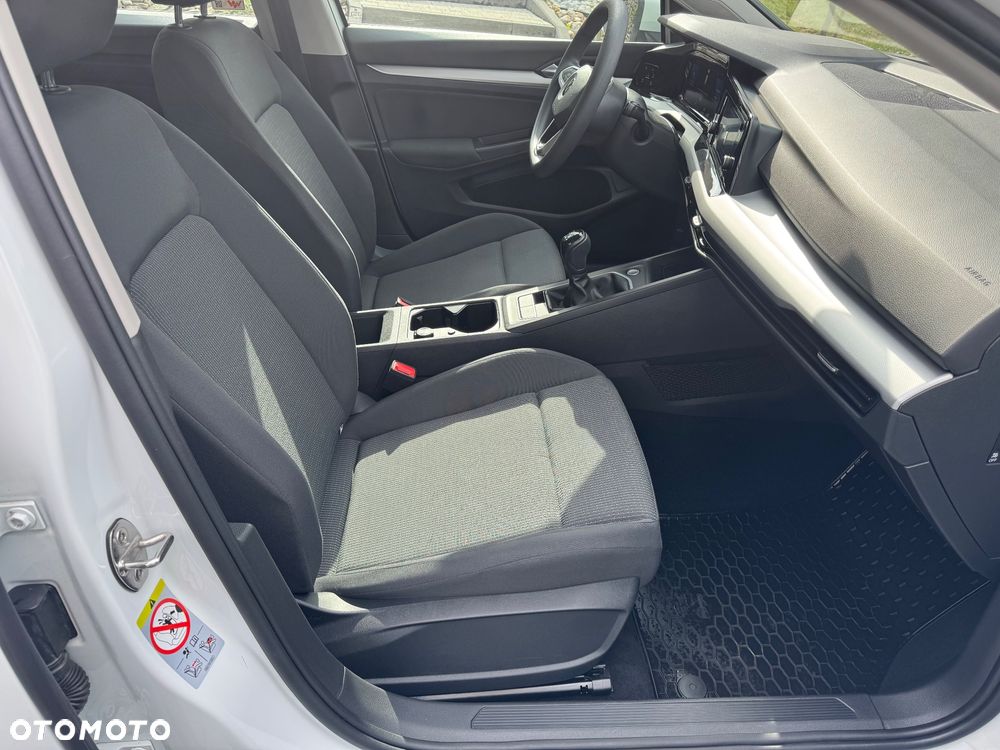 Volkswagen Golf - 29
