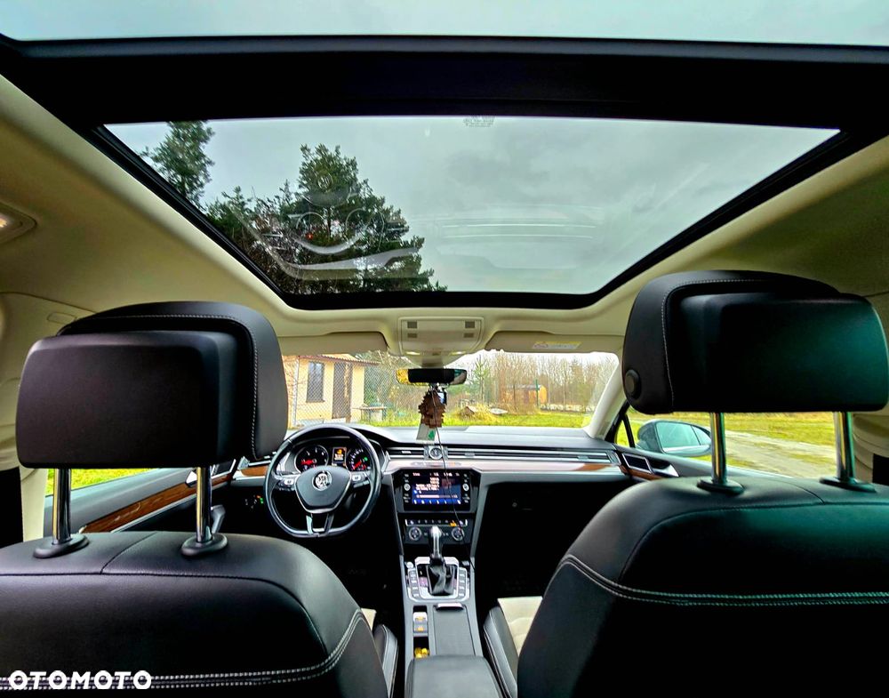 Volkswagen Passat 2.0 TDI (BlueMotion Technology) DSG Highline - 13