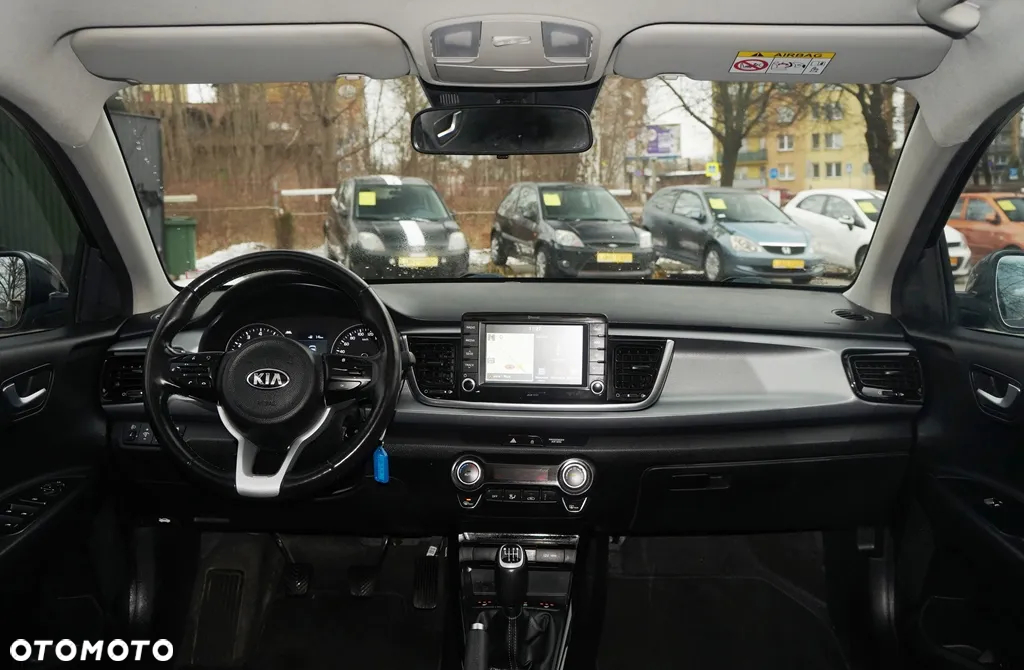 Kia Rio - 25