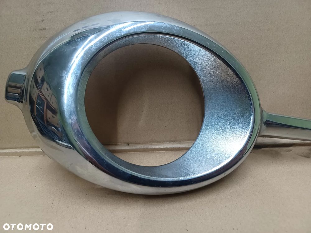 RAMKA HALOGENU LEWA TOYOTA RAV4 III LIFT - 5