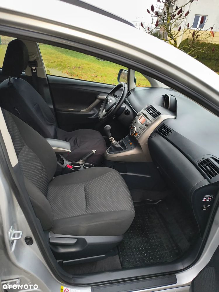 Toyota Verso 1.6 Edition - 11