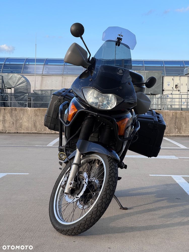 Honda XL - 9