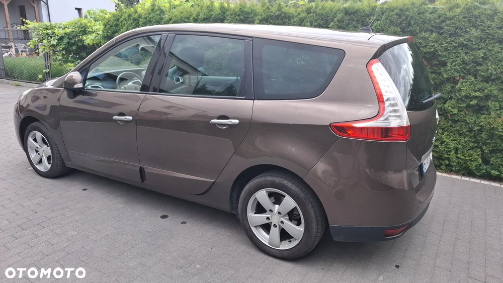 Renault Scenic 1.9 dCi Privilege - 4