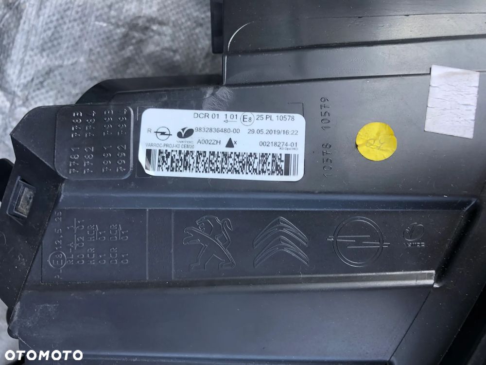 OPEL ZAFIRA D VIVARO III EXPERT JUMP LAMPA REFLEKTOR XENON PRAWA LEWA 9832837680-00 9832836480-00 - 8
