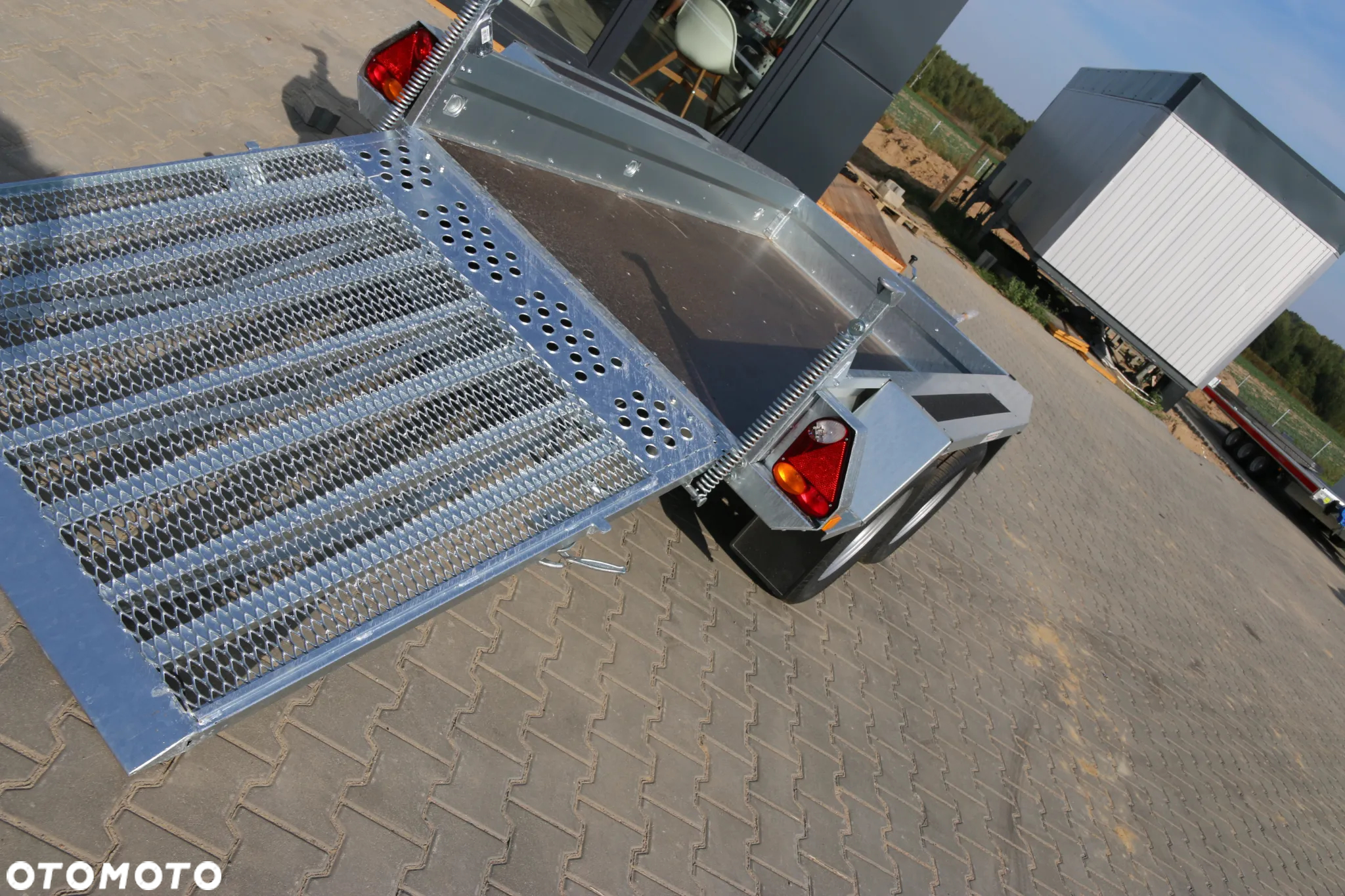 Brenderup DOSTAWA! Przyczepa MT-2600 pod minikoparkę wym. 260x126x25, Solidna przyczepa do przewozu sprzętu budowlanego! DMC 2600kg - 9