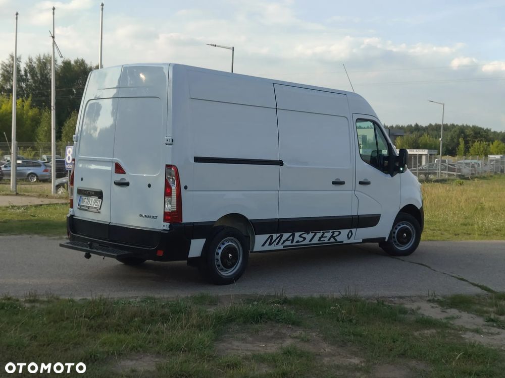 Renault Master - 18