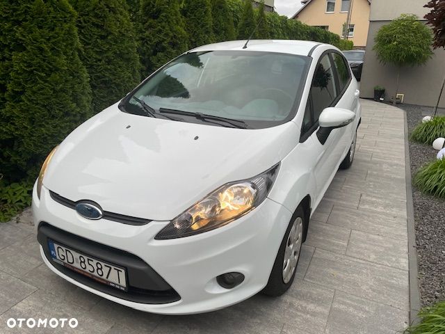 Ford Fiesta 1.4 TDCi Silver X plus - 11