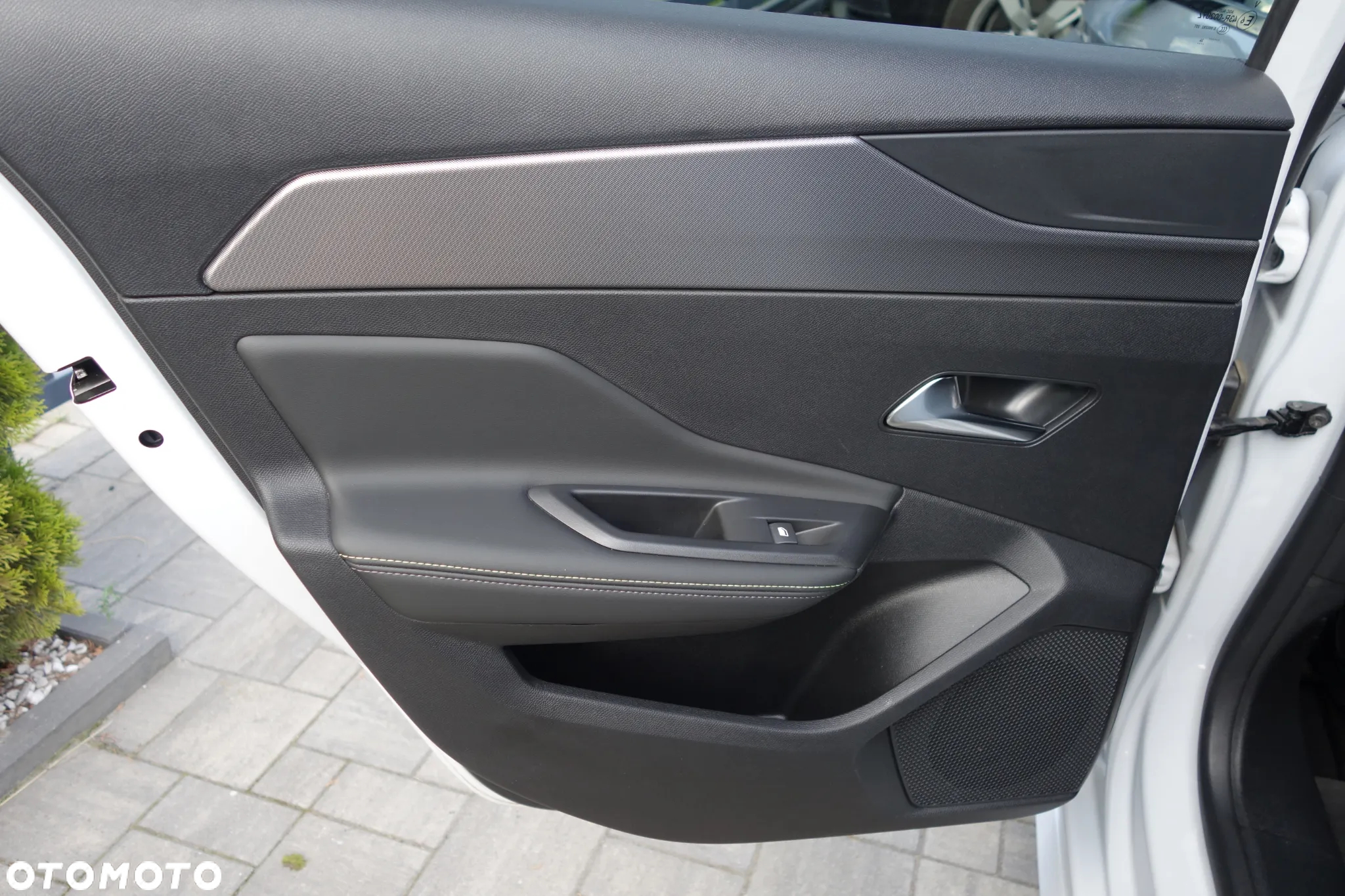 Peugeot 308 1.2 PureTech GT Pack S&S EAT8 - 24
