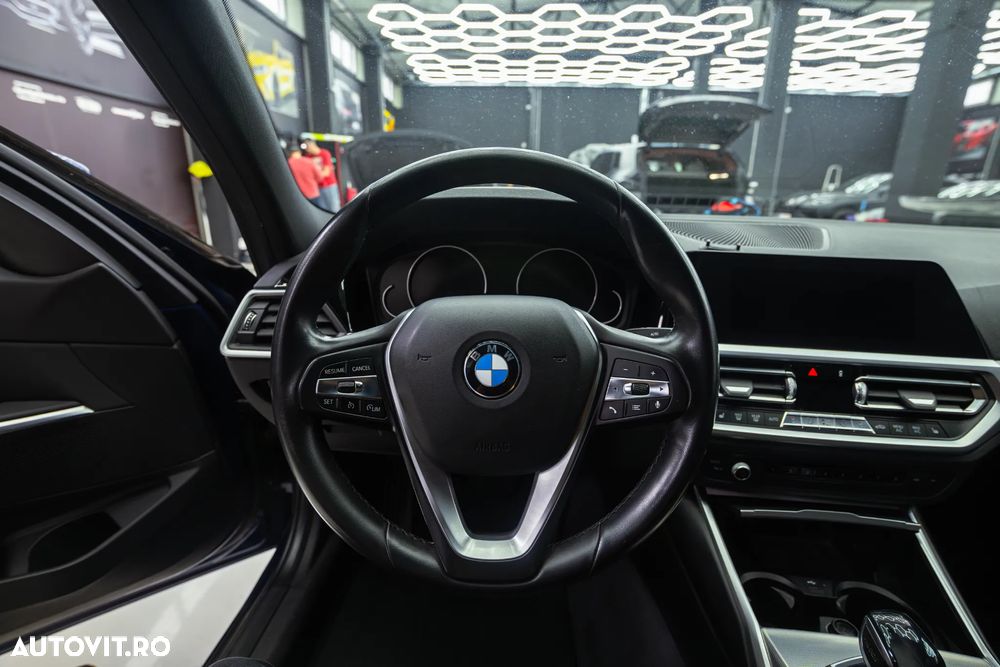 BMW Seria 3 318d Aut. - 6