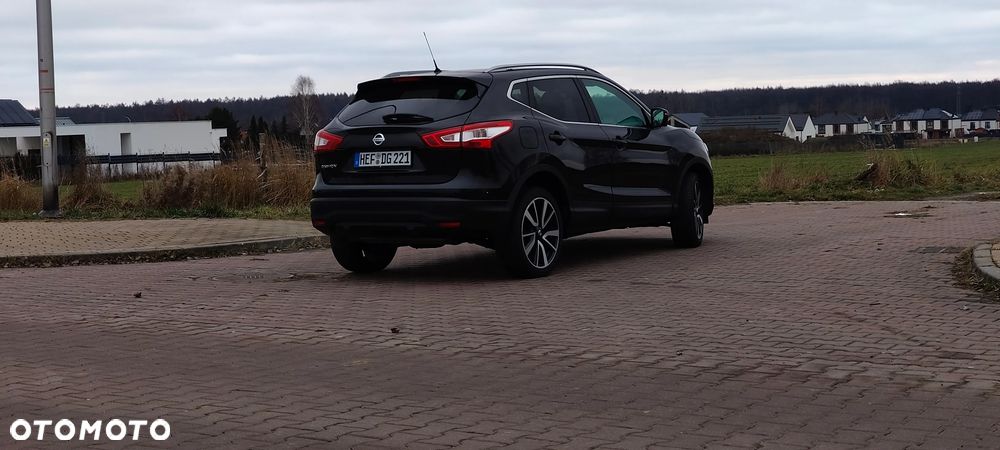 Nissan Qashqai 1.6 DIG-T Tekna+ - 4