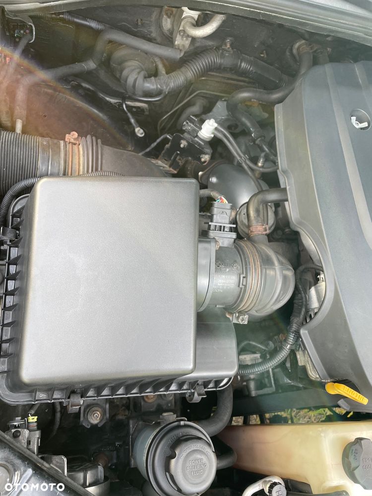 Kia Sorento 2.5 CRDi VGT DPF EX - 25